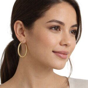 Gold Tone Twisted Rope Ribbed Textured 1 1/2" Hoop Earrings French Clip Closure